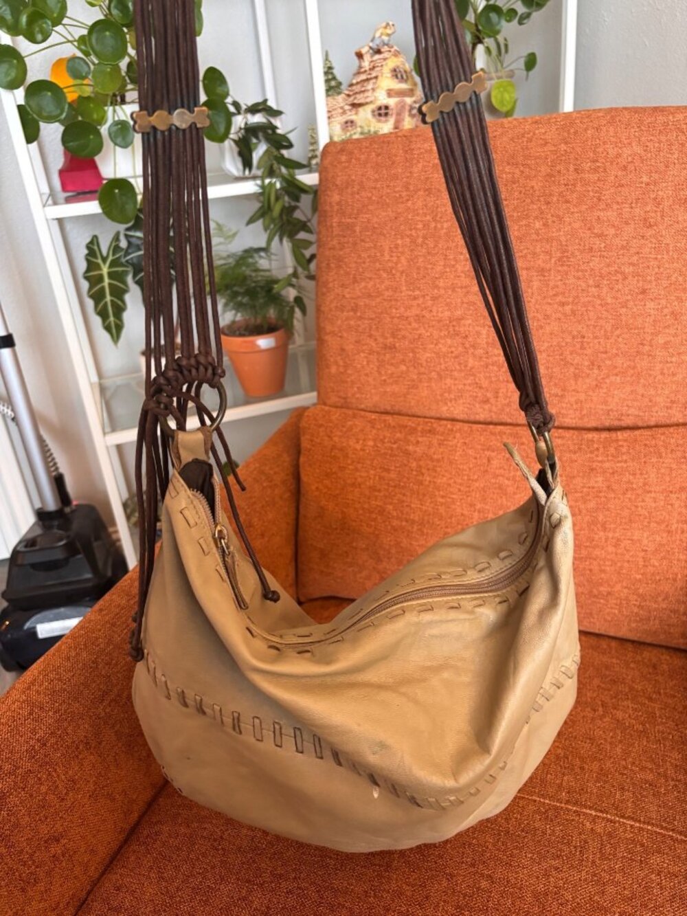 Vintage Desmo Italian Leather Hobo Bag Braided Brown Strap & Brass Accents - Picture 2 of 16